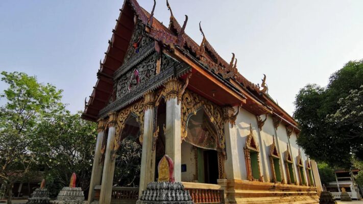 วัดบ้านกร่าง insidesuphan